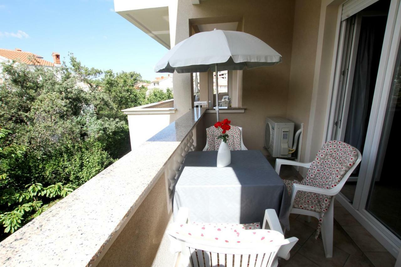 Apartments Macolic Rab Town Kültér fotó